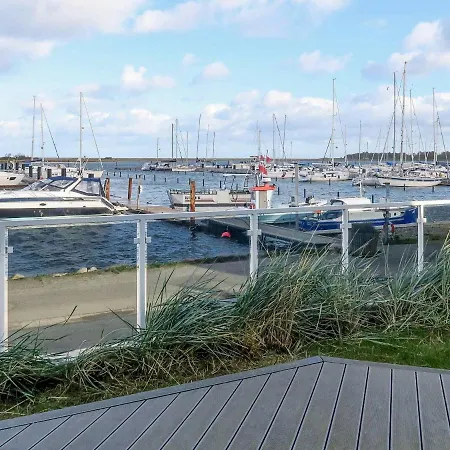 One-bedroom Holiday In 14 Apartment