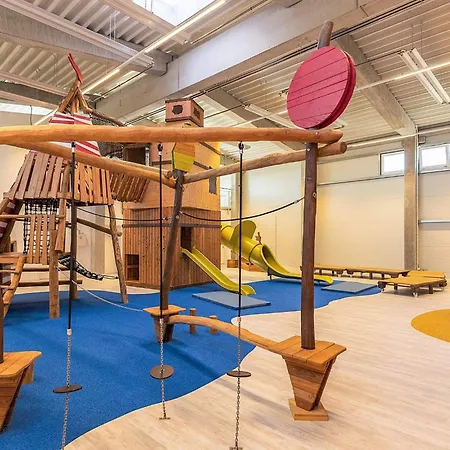 Apartamento 12 Person In *