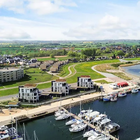 Moderne Marina-Wohnung In Toplage Appartamento